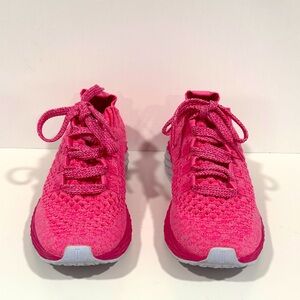 Nobull hot pink sneakers like new